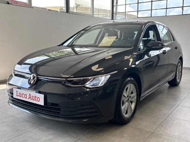 Volkswagen Golf 1.0 TSI EVO 110CV *UNICO PROP.*AMBIENT LIGHTING*, del 2022, 61.560 km, in vendita a Cologno Monzese (MI)