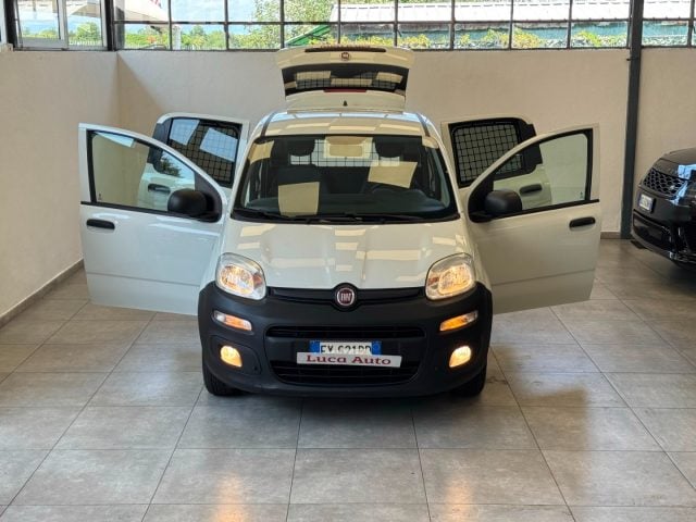 Fiat Panda 1.2 69CV Van 2 posti N1 *UNICO PROPRIETARIO* - foto 2 di 4