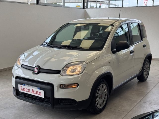 Fiat Panda 1.0 FireFly S&S Hybrid *UNICO PROP.*5 POSTI*, del 2023, 36.787 km, in vendita a Cologno Monzese (MI)