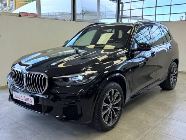 BMW X5 xDrive30d 48V Msport *UNICO PROP.*ITALIANA*, del 2022, 111.739 km, in vendita a Cologno Monzese (MI)