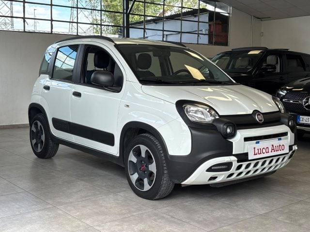 Fiat Panda 1.0 Hybrid City Cross *SCHERMO TOUCH*UNICO PROP.* - foto 3 di 4