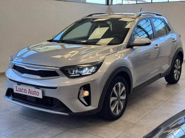Kia Stonic 1.0 T-GDi 100CV MHEV *TAGLIANDI KIA*UNICO PROP.*, del 2022, 47.116 km, in vendita a Cologno Monzese (MI)