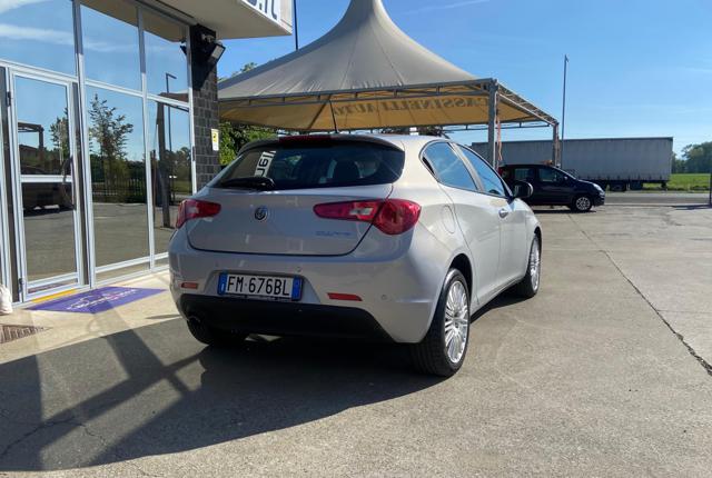 Alfa Romeo Giulietta 1.6 JTDm TCT 120CV SUPER*PROMO! - foto 4 di 4