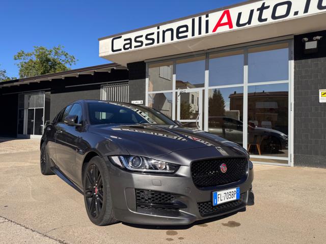 Jaguar XE 2.0 D 180 CV aut. R sport *MOTORE*NUOVO usato a PIACENZA
