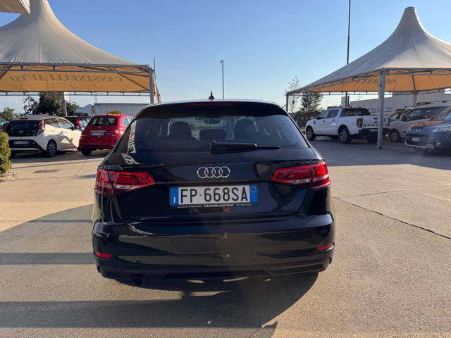 Audi A3 SPB 30 TFSI Sport - foto 4 di 4