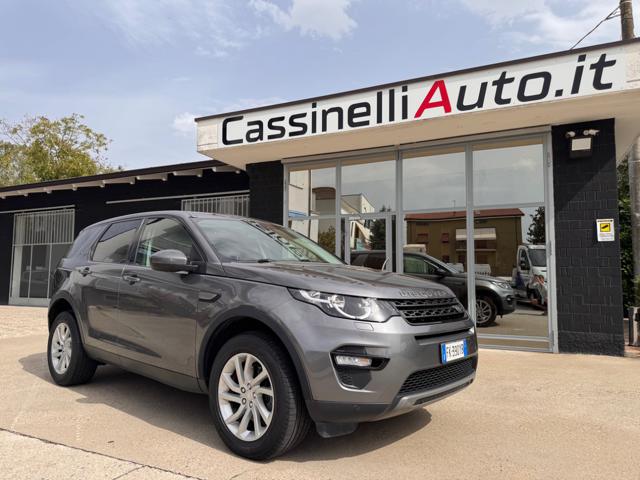 Land Rover Discovery Sport 2.0 TD4 180 CV HSE Luxury, del 2017, 136.000 km, in vendita a Piacenza (PC)