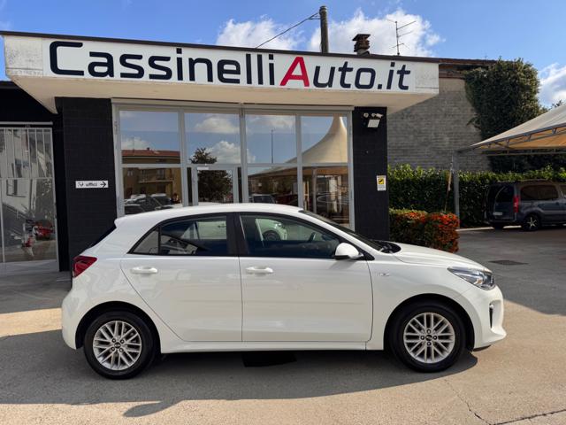 Kia Rio 1.0 T-GDi 12V Evolution - foto 3 di 4