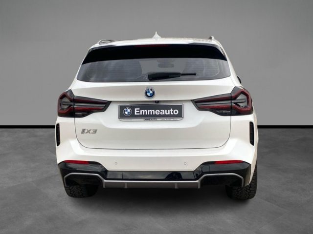 BMW iX3 Inspiring - foto 4 di 4