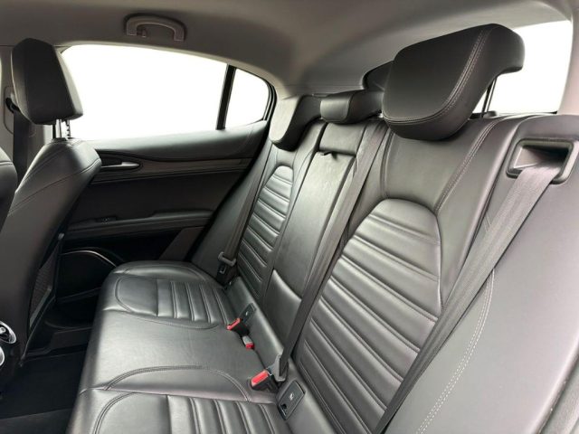 Alfa Romeo Stelvio 2.2 Turbodiesel 210 CV AT8 Q4 Veloce usato a LECCE