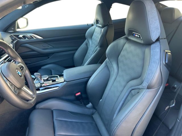 BMW M4 Competition M xDrive, del 2023, 3.688 km, in vendita a Lecce (LE)
