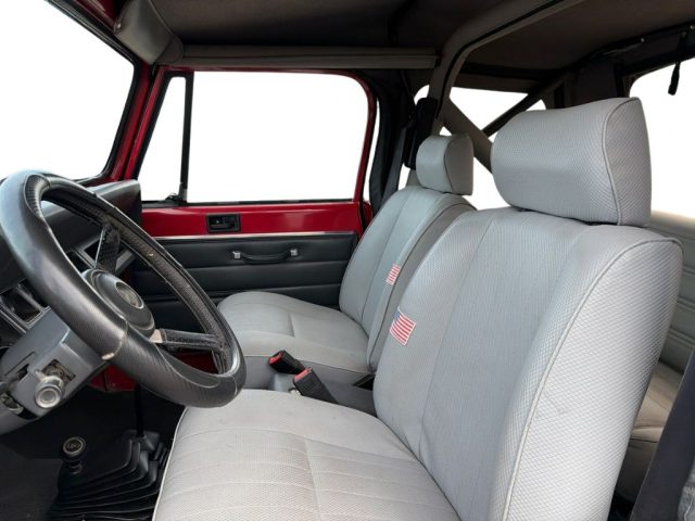 Jeep Wrangler 2.5 Laredo, del 1991, 150.550 km, in vendita a Lecce (LE)