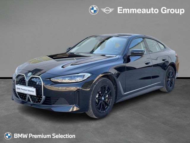 BMW i4 eDrive 40 Sport usato a LECCE