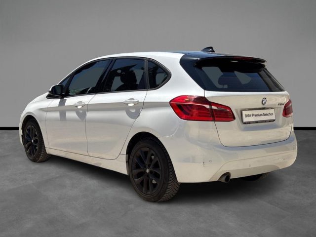 BMW 218 d Active Tourer - foto 3 di 4