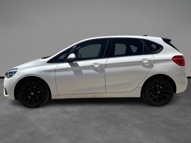 BMW 218 d Active Tourer - foto 2 di 4