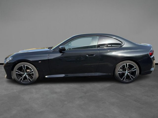 BMW 220 i Coupé Msport - foto 2 di 4