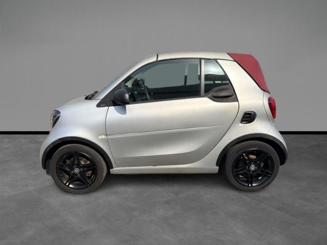 smart forTwo 90 0.9T twinamic cabrio Urbanrunner Passion - foto 2 di 4
