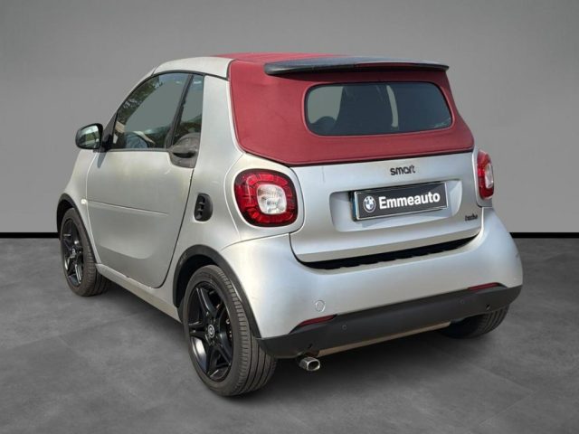 smart forTwo 90 0.9T twinamic cabrio Urbanrunner Passion - foto 3 di 4