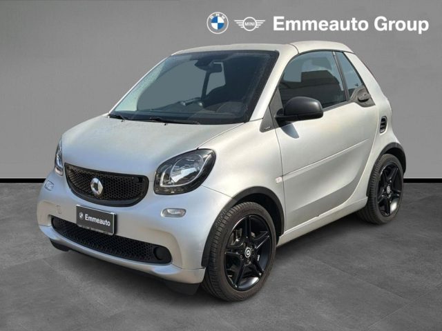 smart forTwo 90 0.9T twinamic cabrio Urbanrunner Passion usato a LECCE