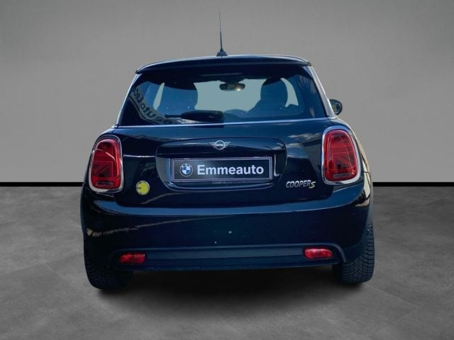 MINI Cooper SE Classic - foto 4 di 4