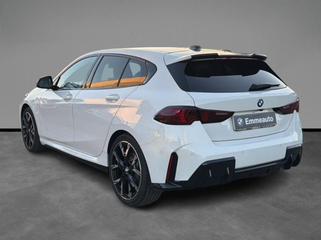 BMW 118 d MSport - foto 3 di 4