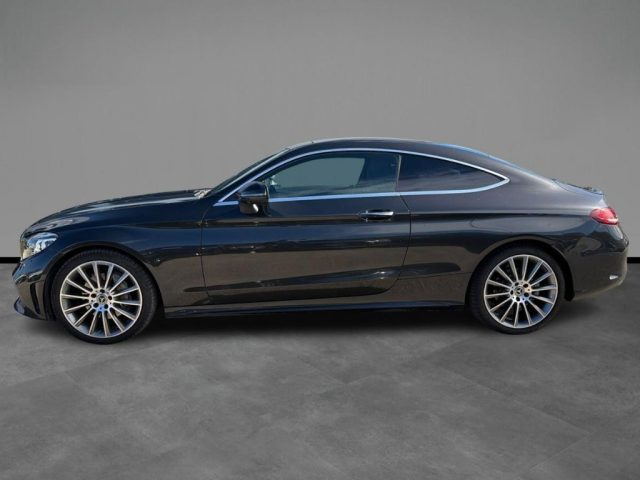 Mercedes-Benz C 220 d Mild hybrid 4Matic AMG Line Premium Plus - foto 2 di 4