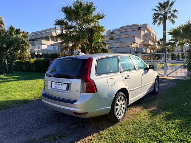 Volvo V50 1.6 D cat Momentum - foto 4 di 4