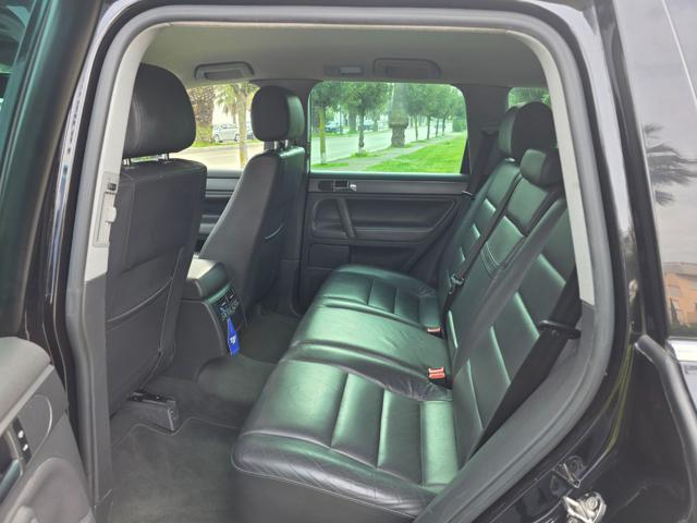 Volkswagen Touareg 2.5 R5 TDI, del 2005, 160.000 km, in vendita a Grottammare (AP)