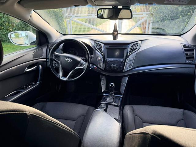 Hyundai i40 Wagon 1.7 CRDi 141 CV 7DCT Style, del 2016, 185.000 km, in vendita a Grottammare (AP)