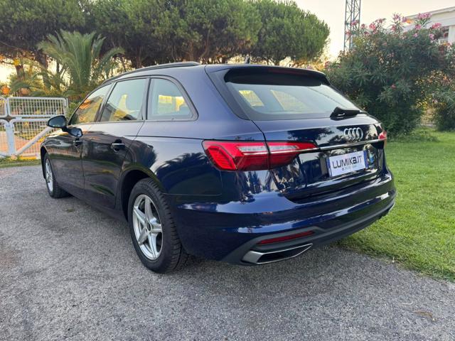Audi A4 Avant 30 TDI/136 CV S tronic Business Advanced, del 2022, 123.500 km, in vendita a Grottammare (AP)