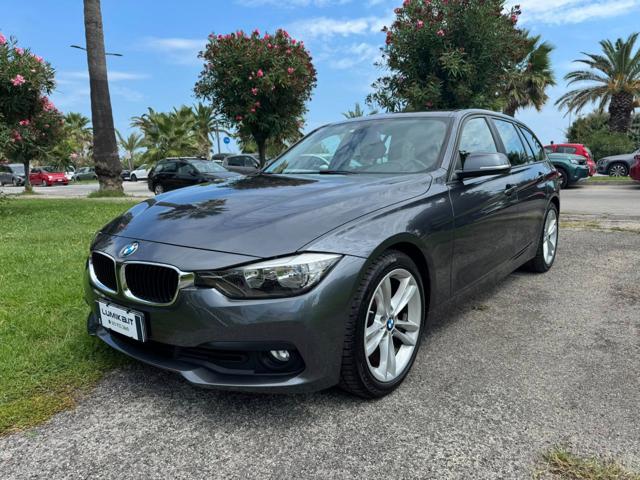 BMW 318 d Touring - foto 2 di 4