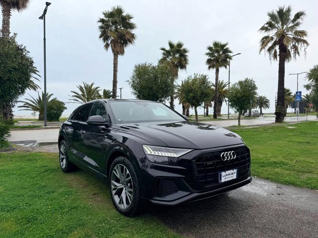 Audi Q8 50 TDI 286 CV quattro tiptronic - foto 2 di 4