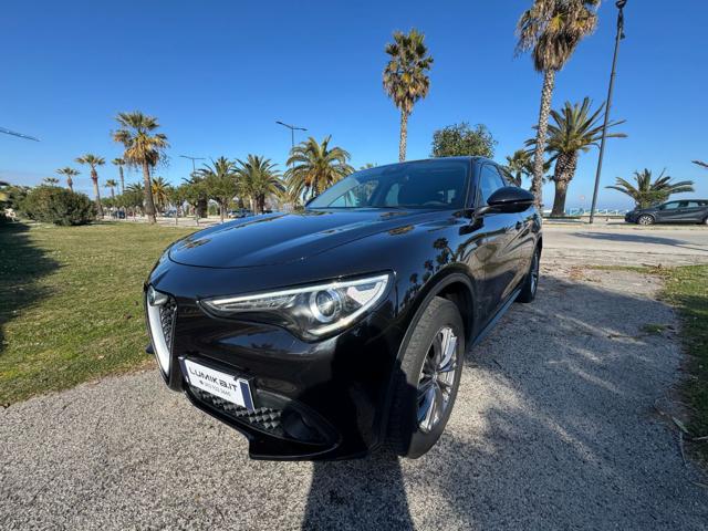 Alfa Romeo Stelvio 2.2 Turbodiesel 210 CV AT8 Q4 Business - foto 3 di 4