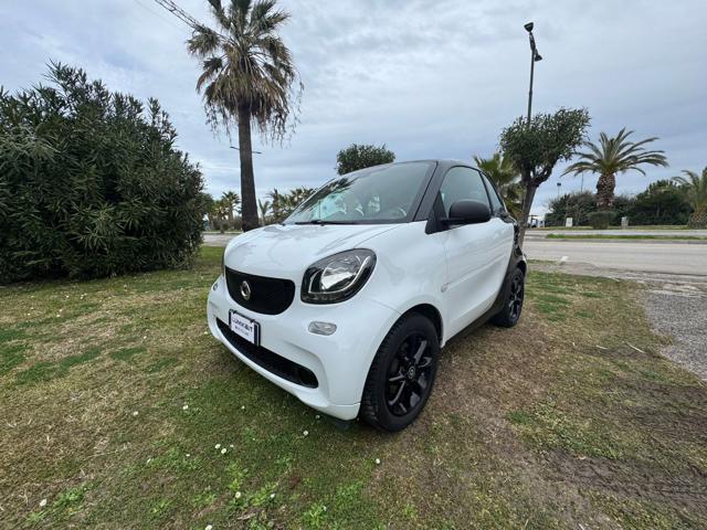 smart forTwo 70 1.0 Passion - foto 2 di 4