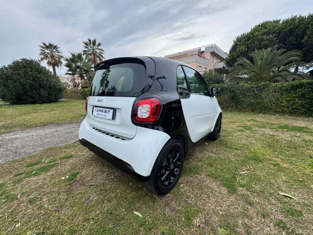 smart forTwo 70 1.0 Passion, del 2015, 175.000 km, in vendita a Grottammare (AP)