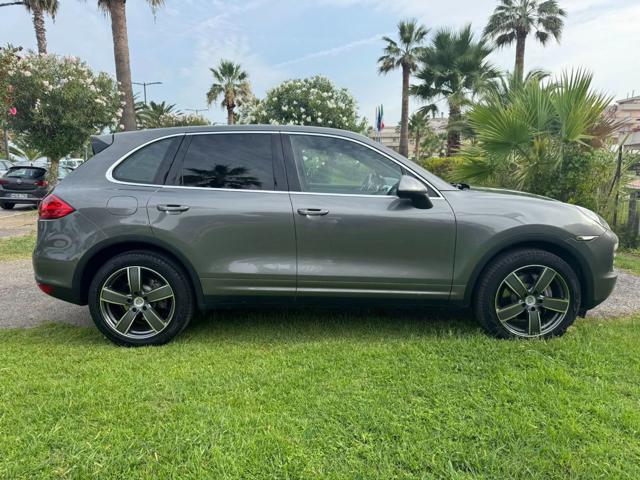 Porsche Cayenne 3.0 Diesel usato a GROTTAMMARE