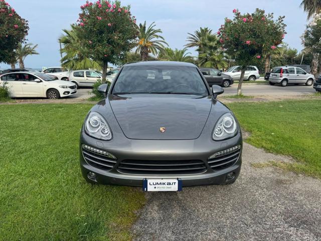 Porsche Cayenne 3.0 Diesel - foto 3 di 4