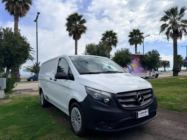 Mercedes-Benz Vito 114 CDI Extra-Long CDI 4x4 AUTOMATICO usato a GROTTAMMARE