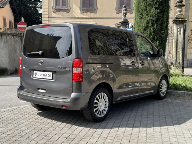 Toyota Proace Verso 1.6 D-4D Compact Family Comfort - foto 4 di 4