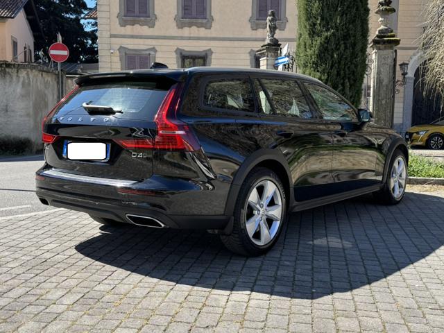 Volvo V60 Cross Country D4 AWD Geartronic Business Plus - foto 4 di 4