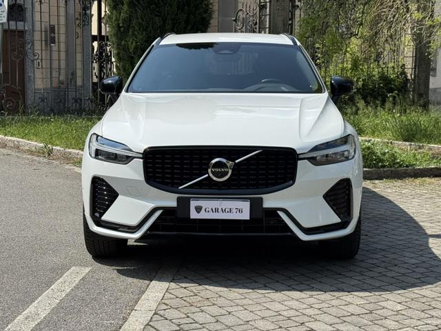 Volvo XC60 B4 (d) AWD automatico Plus Dark N1 + iva 22% - foto 2 di 4