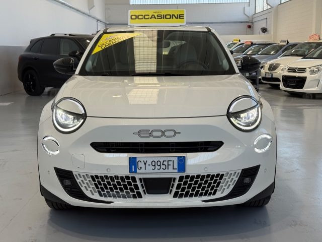Fiat 600 Hybrid 100 CV DCT MHEV La Prima - foto 2 di 4