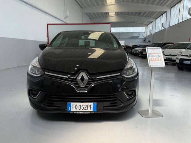 Renault Clio TCe 12V 90 CV 5 porte Moschino Zen PREZZO REALE - foto 2 di 4