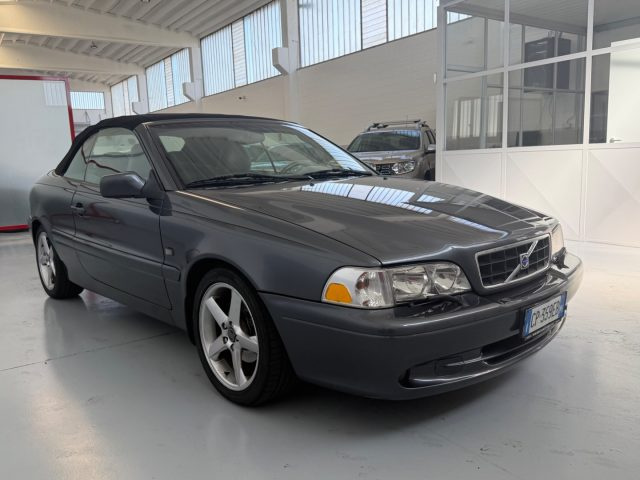 Volvo C70 2.0i turbo 20V cat Cabrio UNICOPROPRIETARIO - foto 2 di 34