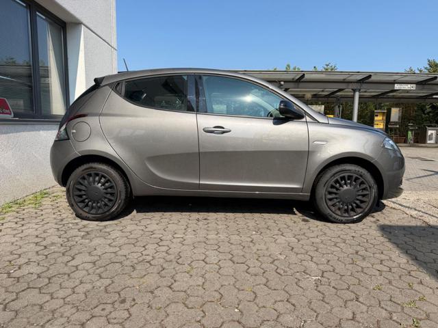Lancia Ypsilon 1.0 HYBRID SILVER MANUALE OK NEOPATENTATO - foto 4 di 20