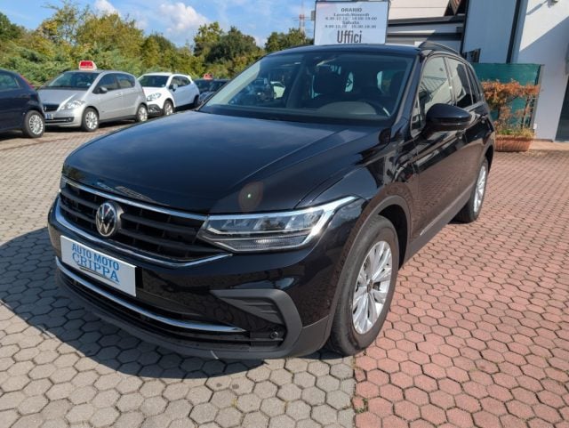 Volkswagen Tiguan 1.4 TSI eHYBRID DSG PLUG IN, del 2023, 61.000 km, in vendita a BARZANò (LC)