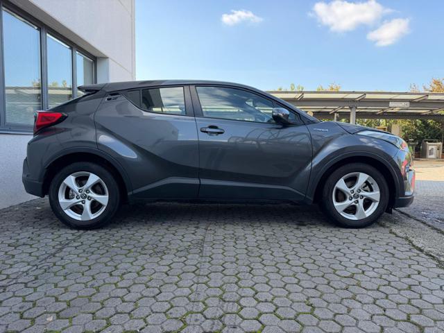 Toyota C-HR 1.8 FULL HYBRID BUSINESS UNICO PROPRIETARIO - foto 4 di 4