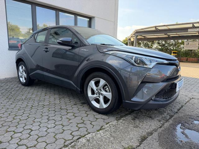 Toyota C-HR 1.8 FULL HYBRID BUSINESS UNICO PROPRIETARIO - foto 3 di 4