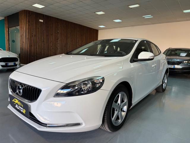 Volvo V40 D2*FINANZIBILE*PRONTA CONSEGNA!!, del 2018, 119.000 km, in vendita a Capannori (LU)