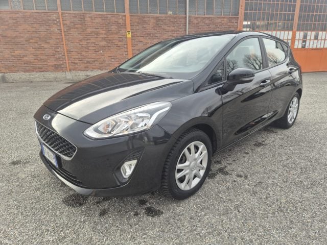 Ford Fiesta 1.1 75 CV GPL 5 porte Titanium - foto 2 di 4