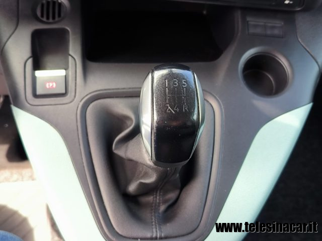 Citroen Berlingo 1.5 BlueHDi 100cv Shine doblo partner combo, del 2019, 112.000 km, in vendita a San Salvatore Telesino (BN)